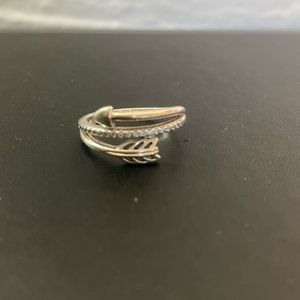 Pandora sparkling arrow ring SZ 54 (7)